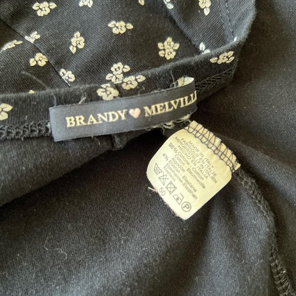 Brandy Melville Robbie Wrap Dress In Tiny Floral Print - Picture 5 of 5